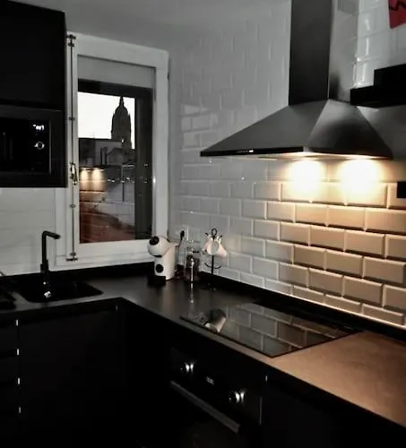 Ii Precioso Con Vistas A La Catedral Apartamento