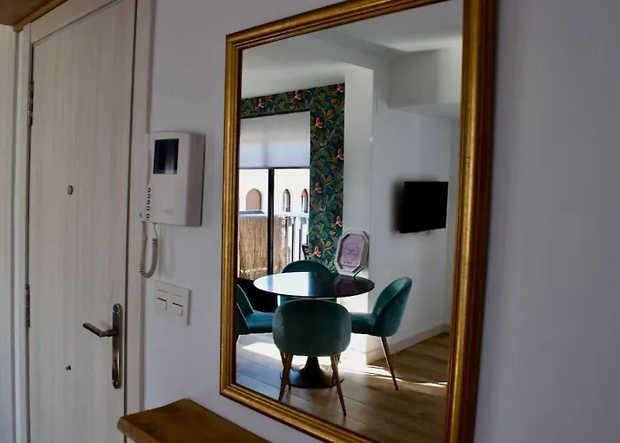 Ii Precioso Con Vistas A La Catedral Salamanka